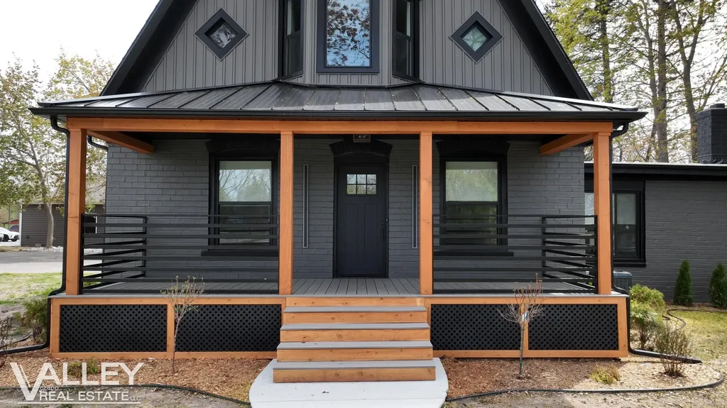 175 W Washington Street Tittabawassee Township MI 48623