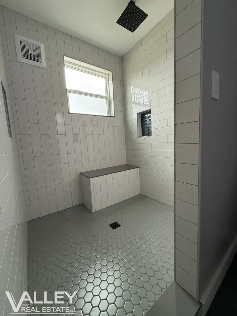 175 W Washington Street Tittabawassee Township MI 48623