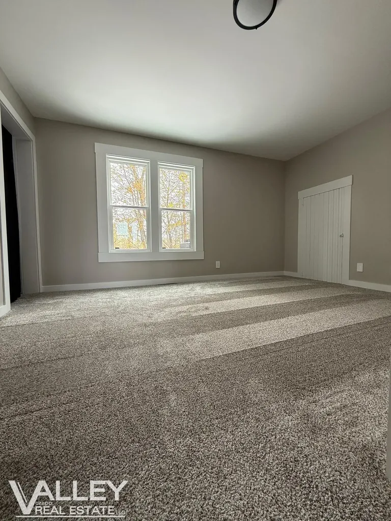 175 W Washington Street Tittabawassee Township MI 48623