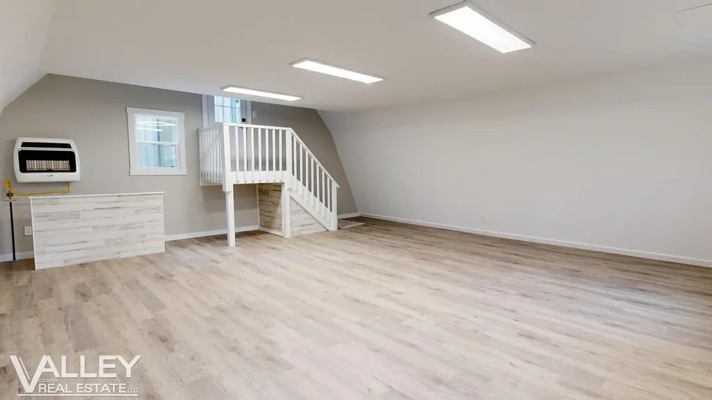 175 W Washington Street Tittabawassee Township MI 48623