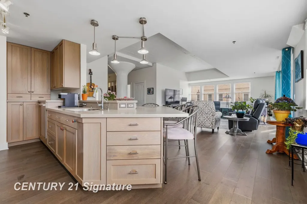 225 Jennison Place Bay City City MI 48708