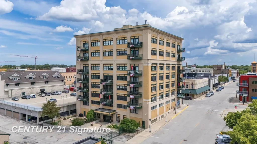 225 Jennison Place Bay City City MI 48708