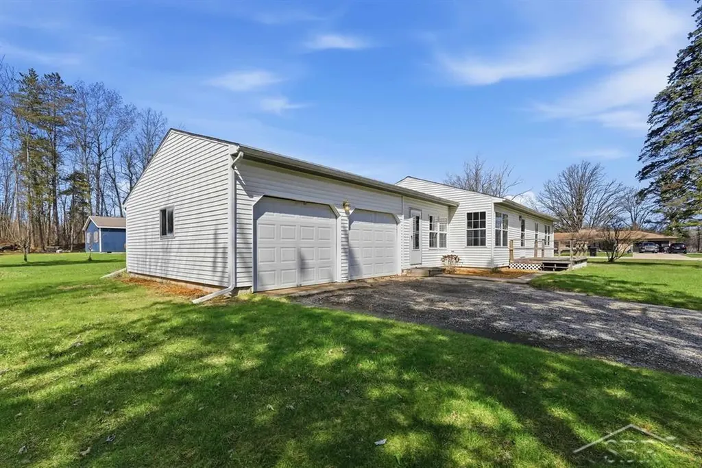 60 S Birchcrest Drive Homer Township MI 48640