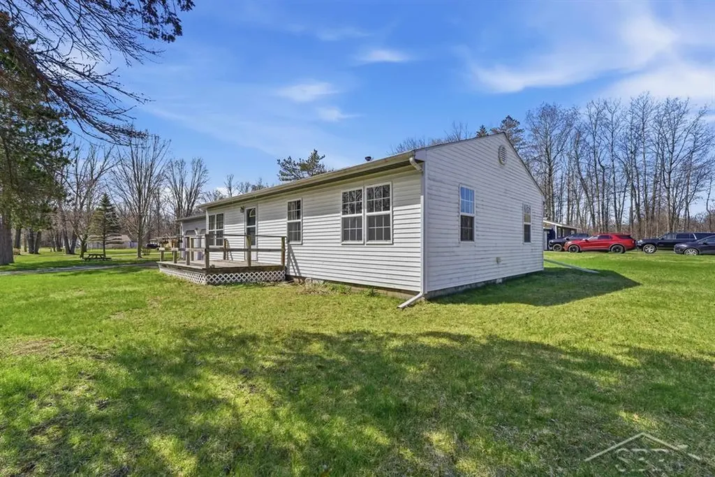60 S Birchcrest Drive Homer Township MI 48640