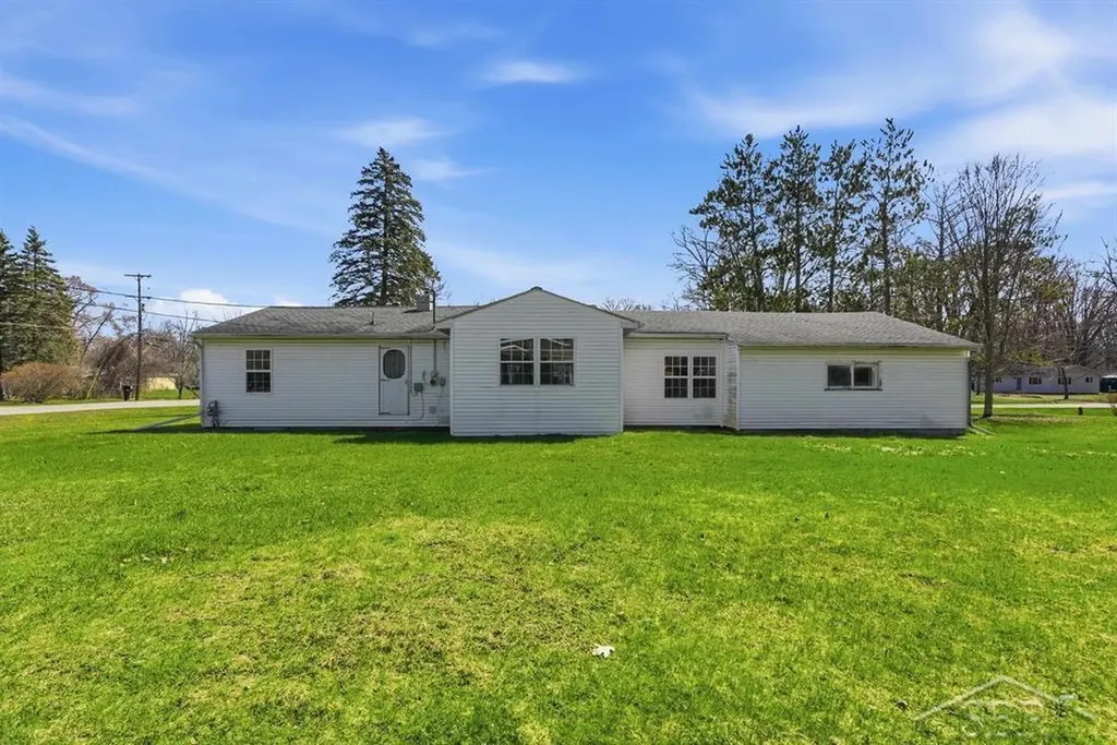60 S Birchcrest Drive Homer Township MI 48640