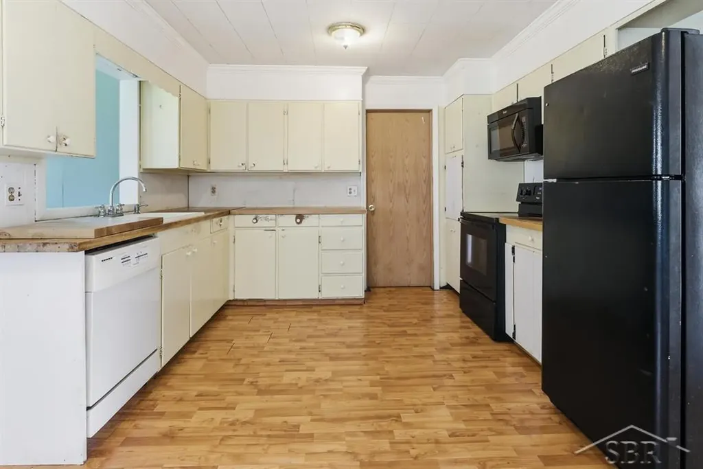 60 S Birchcrest Drive Homer Township MI 48640
