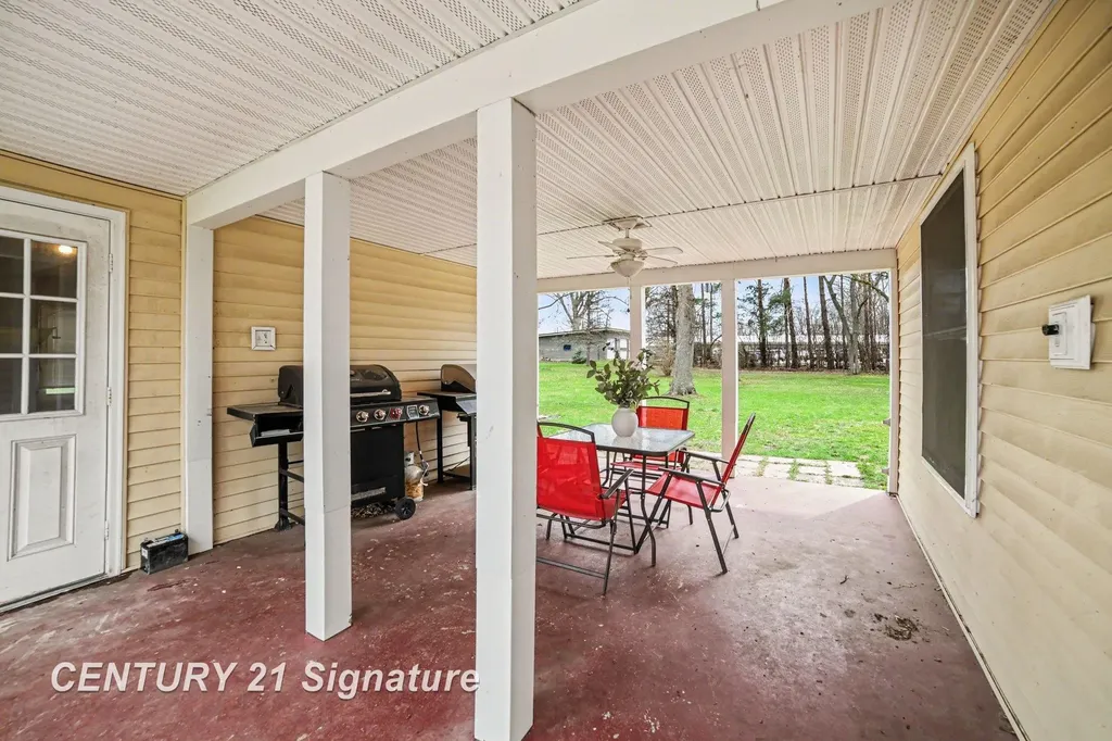 3036 E Miller Road Midland Charter Township MI 48640