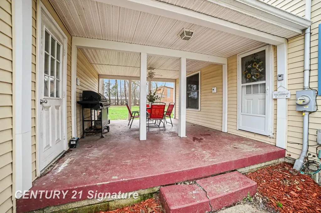 3036 E Miller Road Midland Charter Township MI 48640