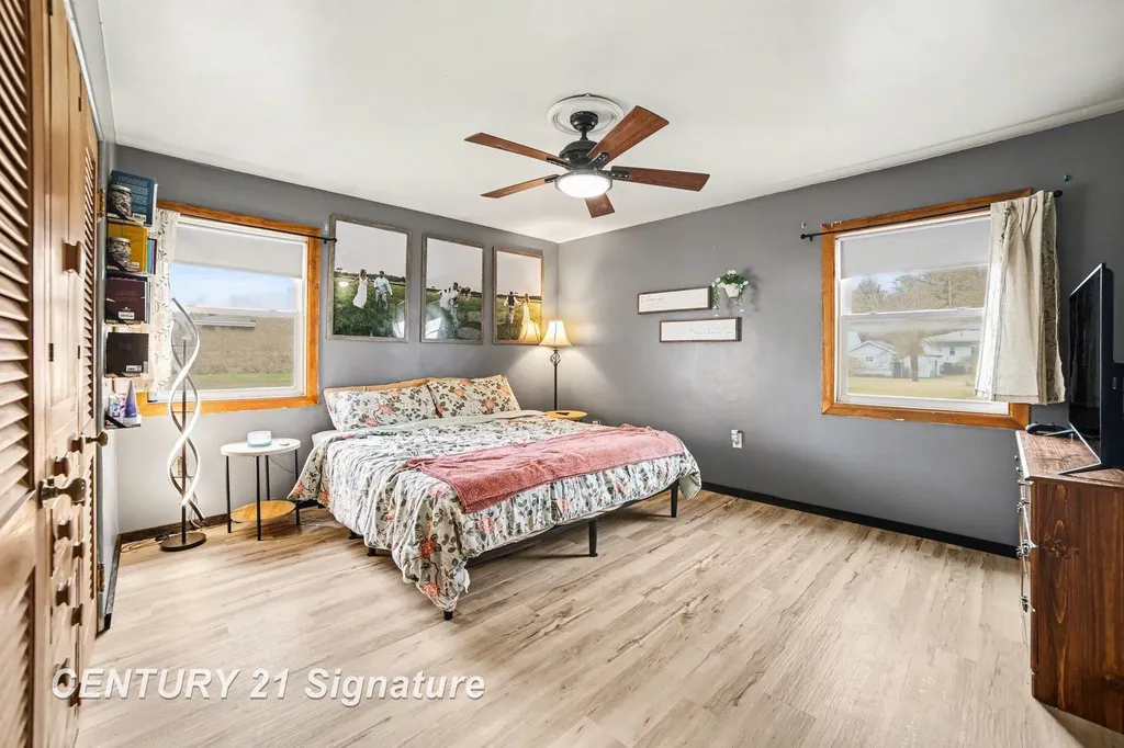 3036 E Miller Road Midland Charter Township MI 48640
