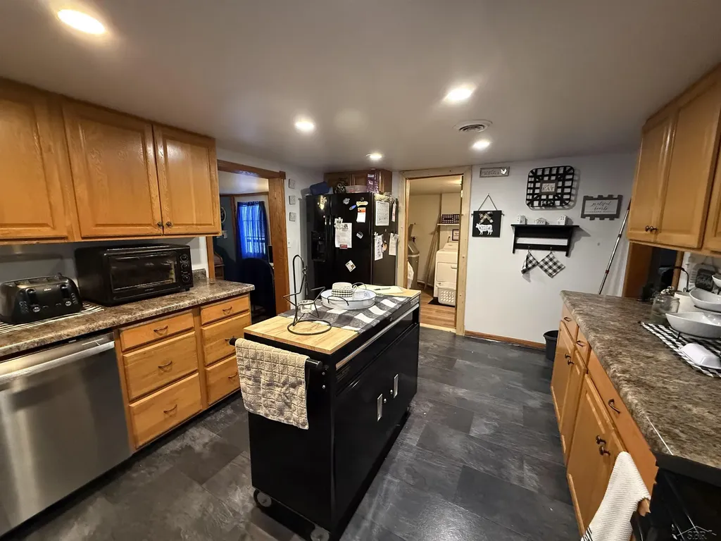 1450 Sheldon Street Moffatt Township MI 48610
