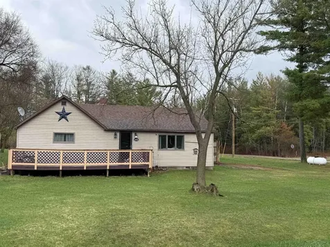 1450 Sheldon Street Moffatt Township MI 48610