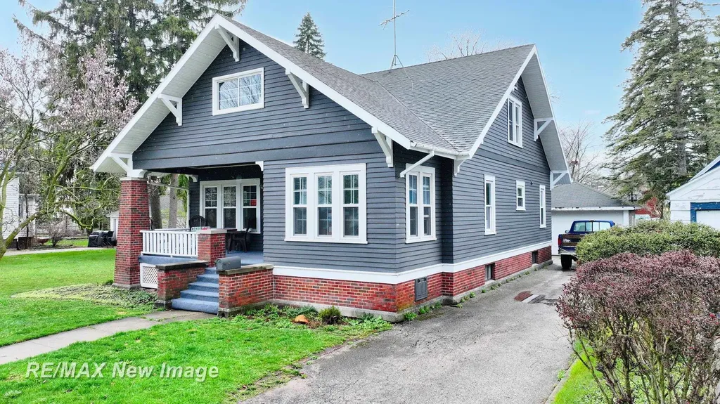 509 Hill Street Bay City City MI 48708