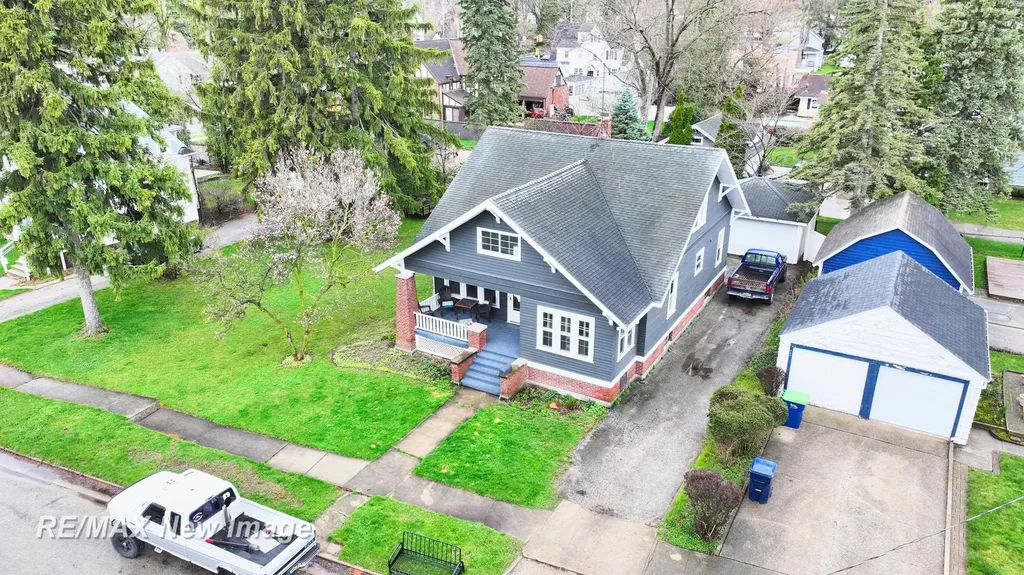 509 Hill Street Bay City City MI 48708