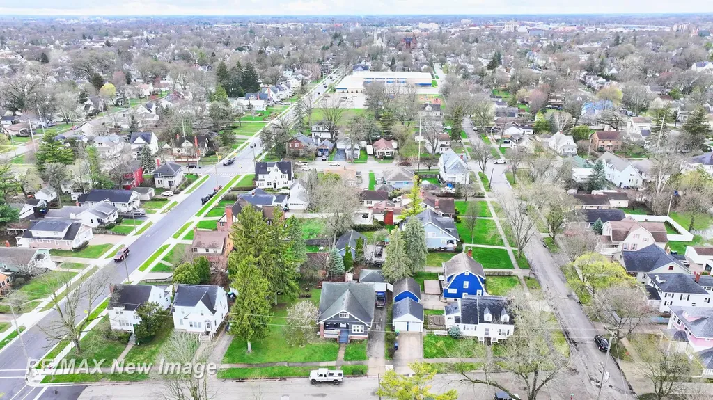 509 Hill Street Bay City City MI 48708