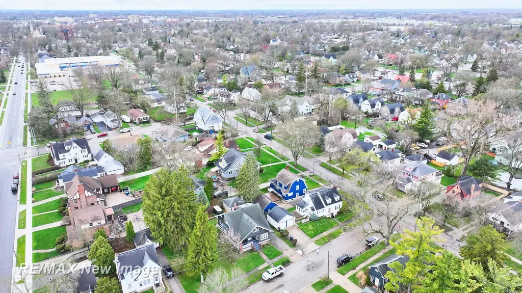 509 Hill Street Bay City City MI 48708