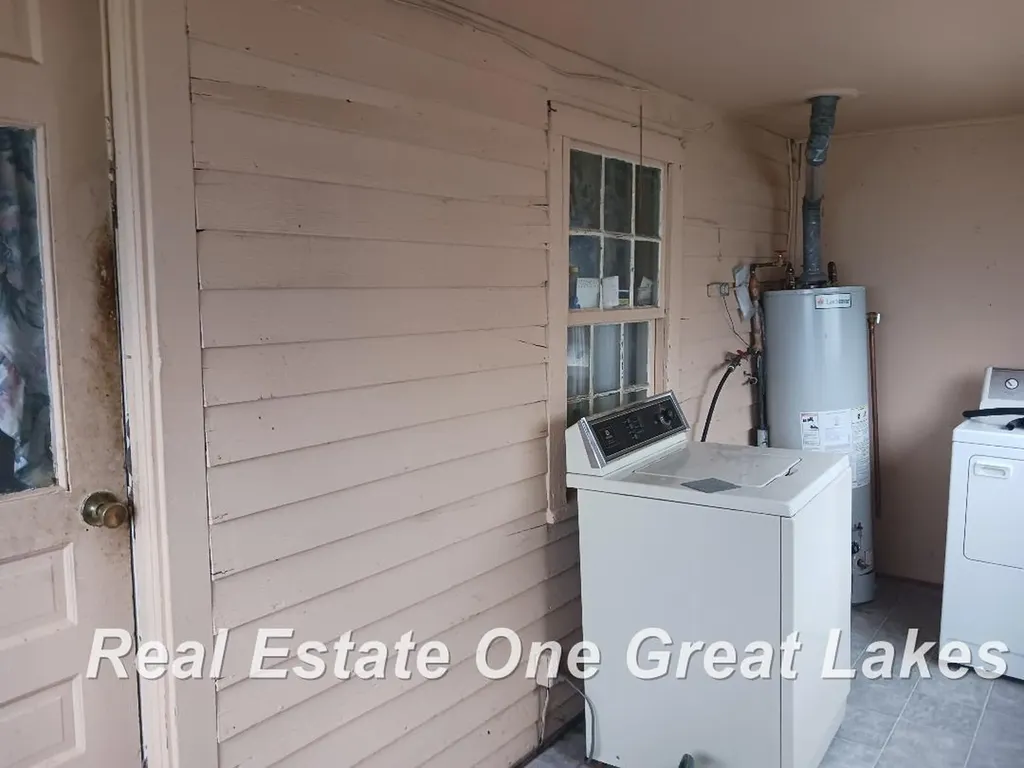 309 E North Street St. Charles Village MI 48655