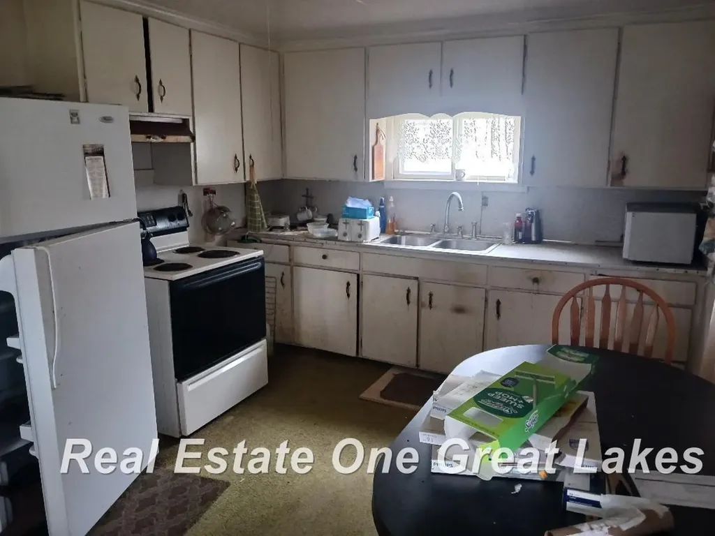 309 E North Street St. Charles Village MI 48655