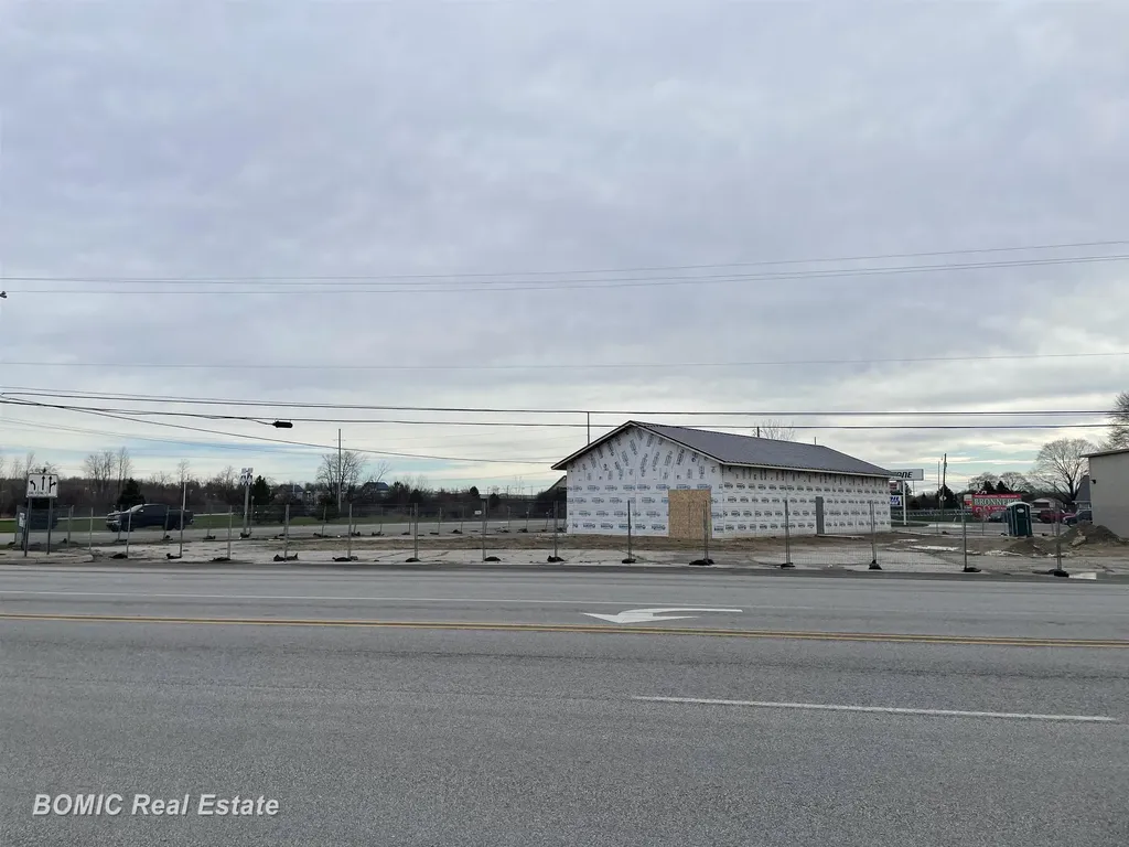 12041 Dixie Highway Birch Run Township MI 48415