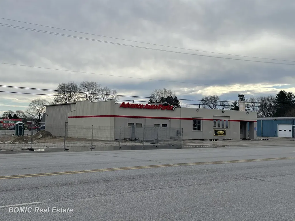 12041 Dixie Highway Birch Run Township MI 48415