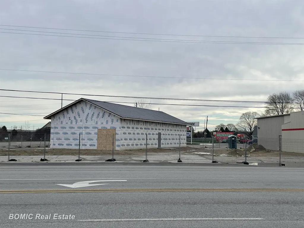12041 Dixie Highway Birch Run Township MI 48415