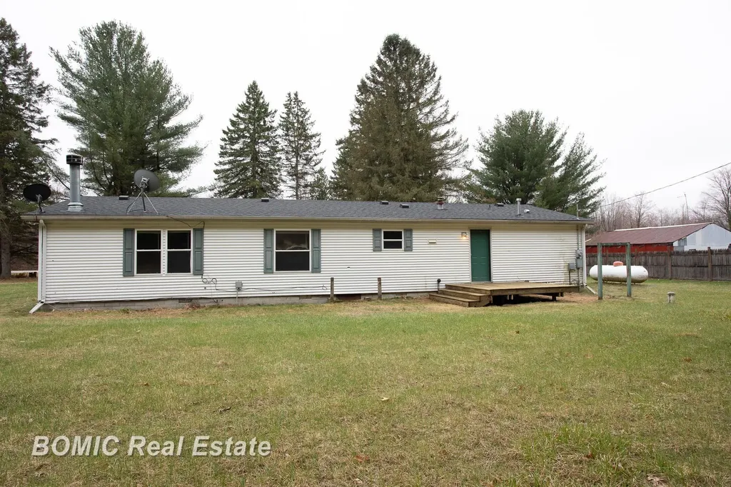 4562 Hanes Road Vassar Township MI 48768