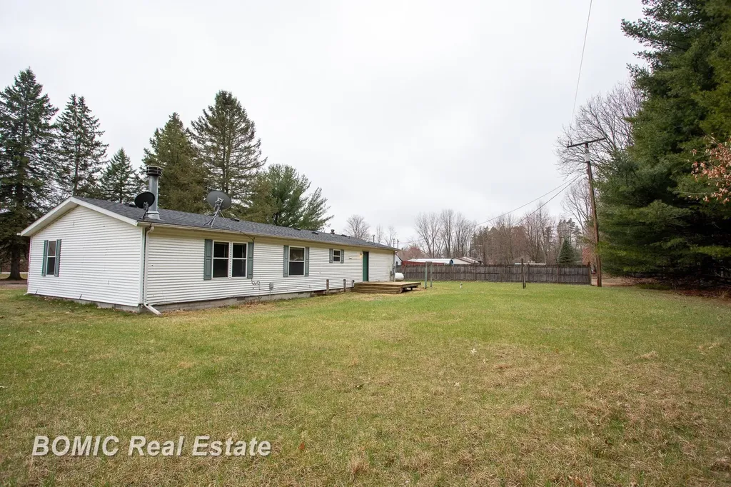 4562 Hanes Road Vassar Township MI 48768