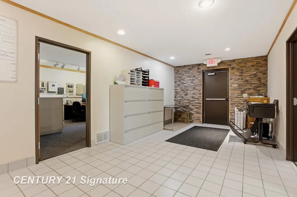 3167 Enterprise Drive Saginaw Charter Township MI 48603