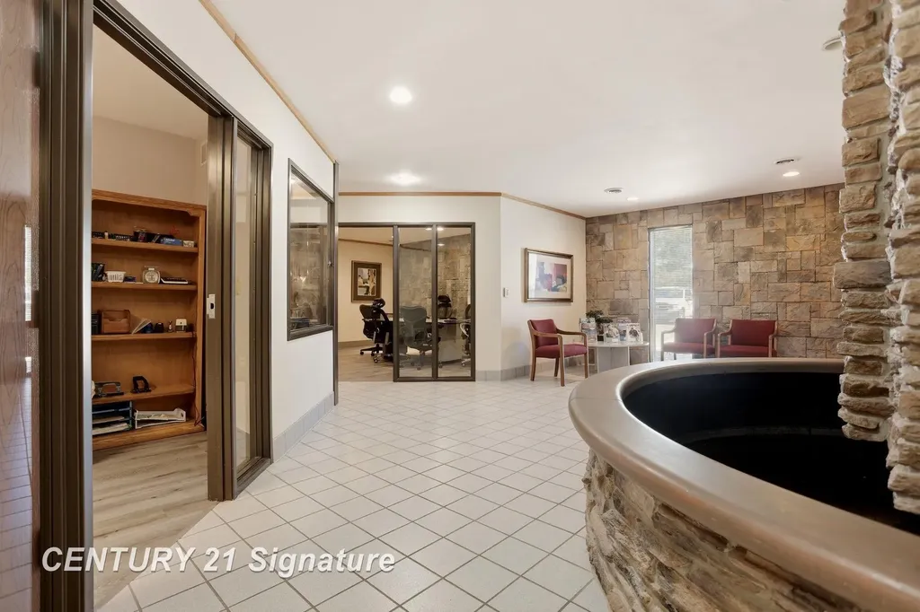 3167 Enterprise Drive Saginaw Charter Township MI 48603