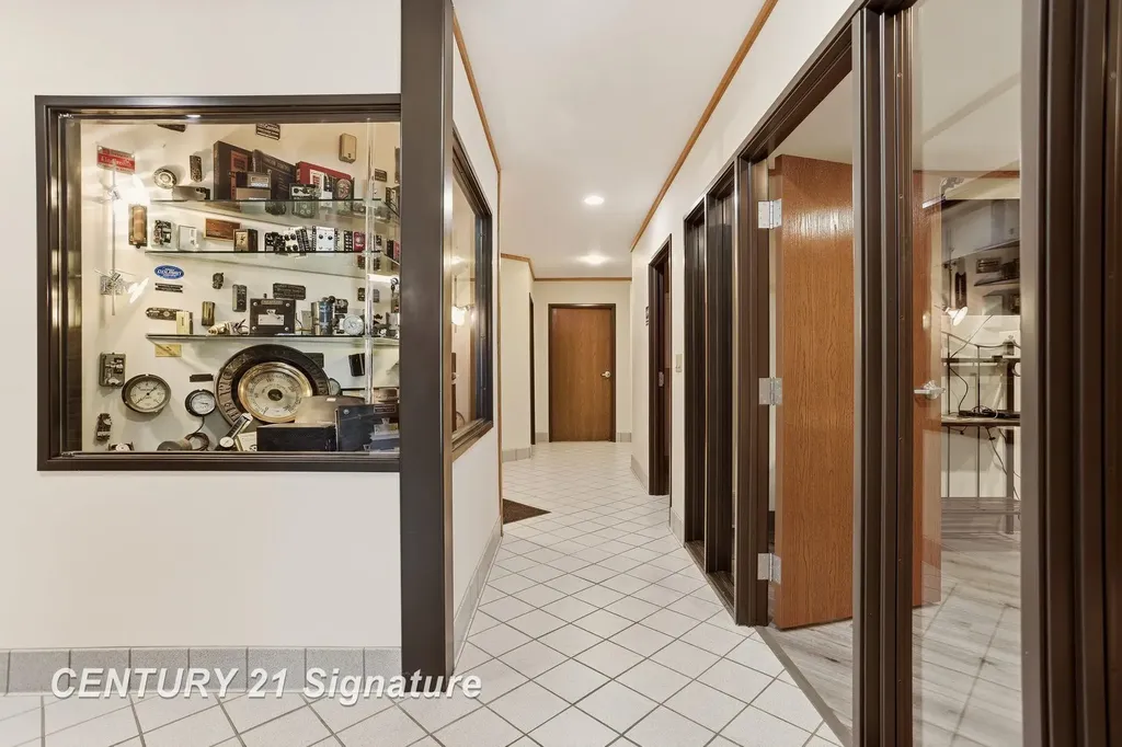 3167 Enterprise Drive Saginaw Charter Township MI 48603