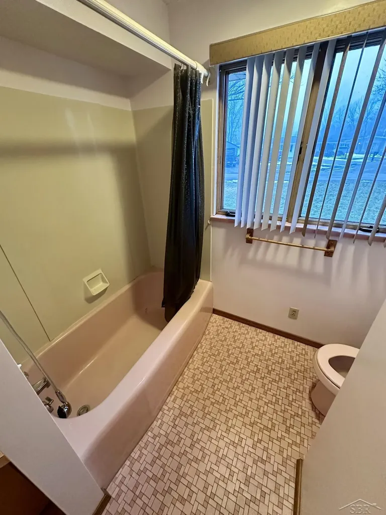 76 Cedar Drive Hampton Charter Township MI 48708