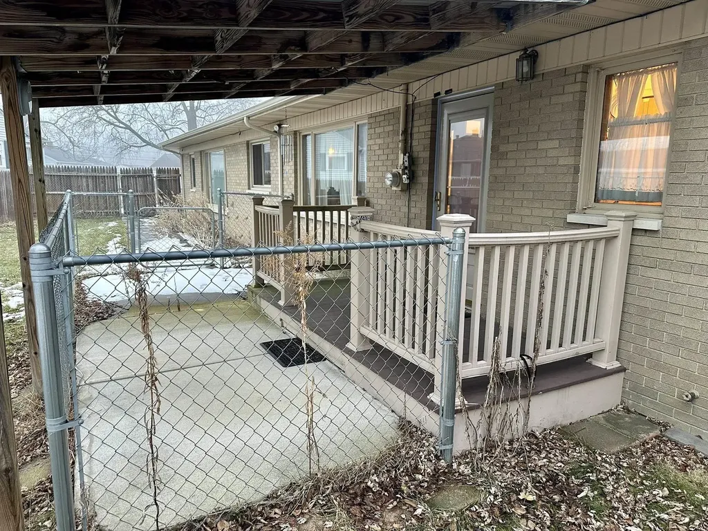 76 Cedar Drive Hampton Charter Township MI 48708