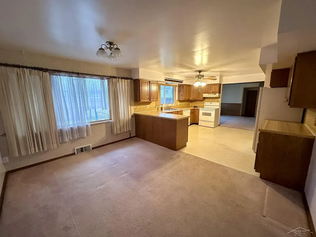 76 Cedar Drive Hampton Charter Township MI 48708