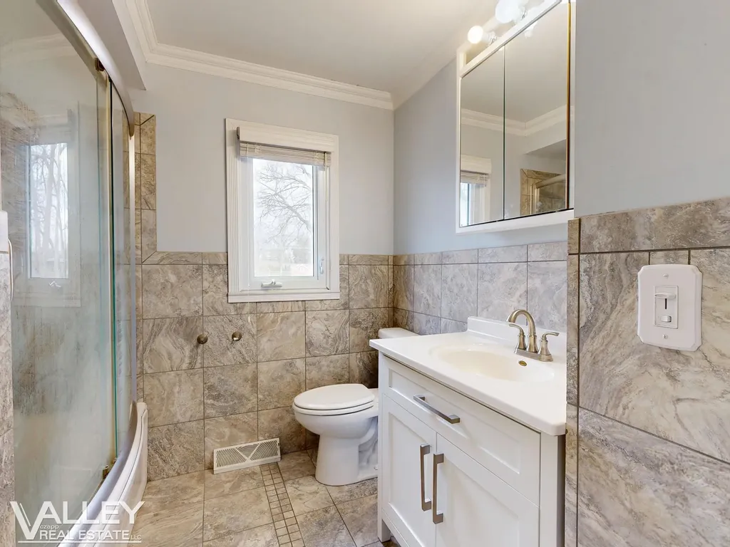 5320 N Nottingham Drive Saginaw Charter Township MI 48603