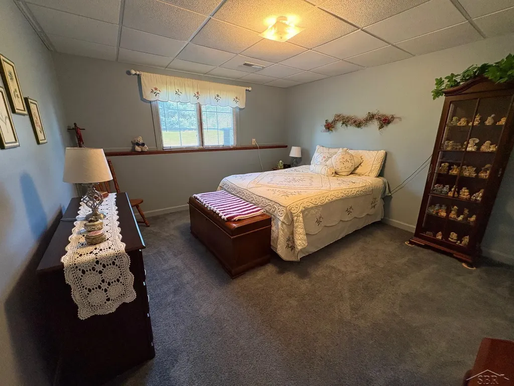 8 E Mallard Cove Drive Saginaw Charter Township MI 48603