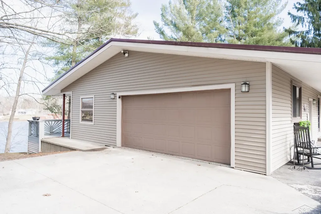 7841 Peninsular Drive Grant Township MI 48622
