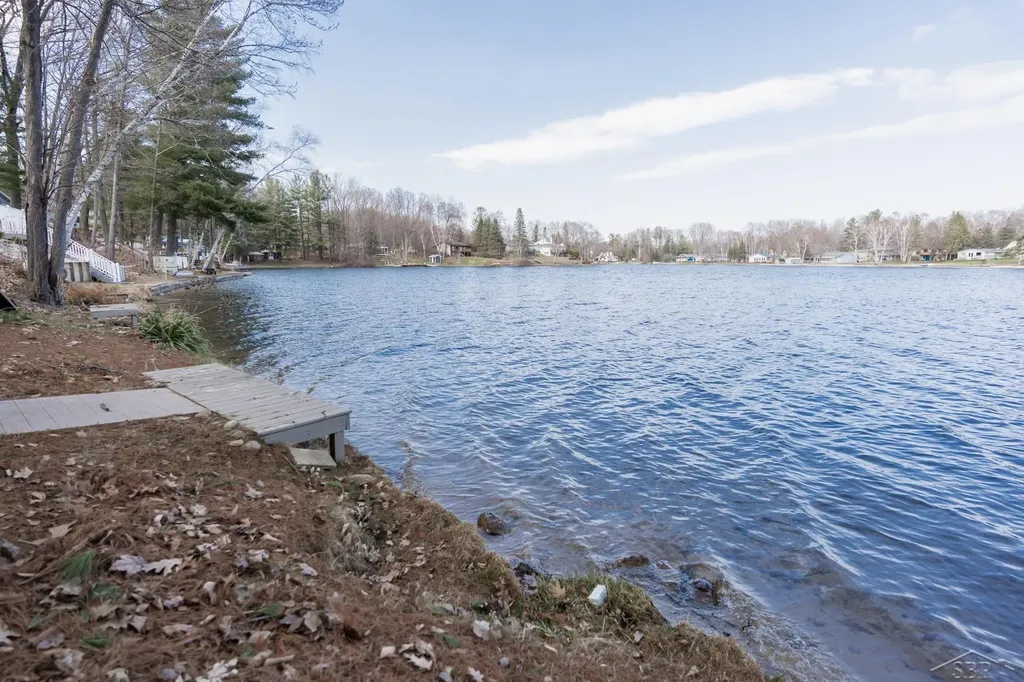7841 Peninsular Drive Grant Township MI 48622
