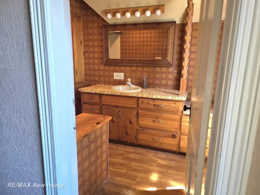 184 S Main Street Elkton Village MI 48731