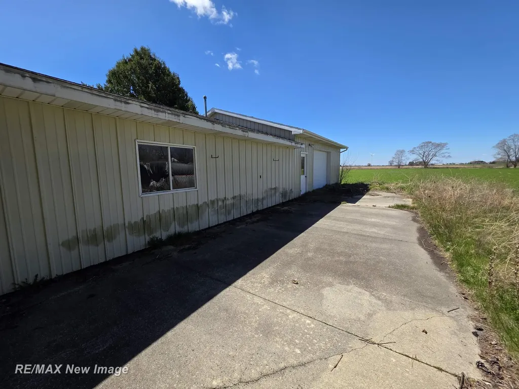 184 S Main Street Elkton Village MI 48731