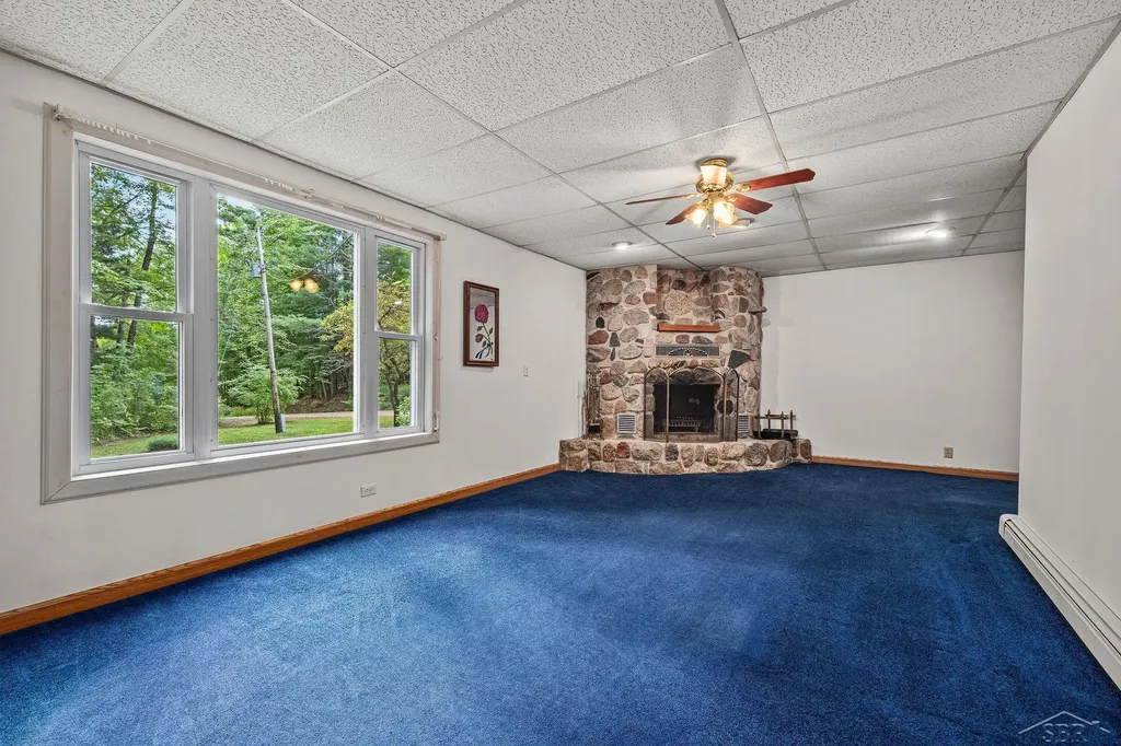 20686 Lakola Road Burdell Township MI 49688