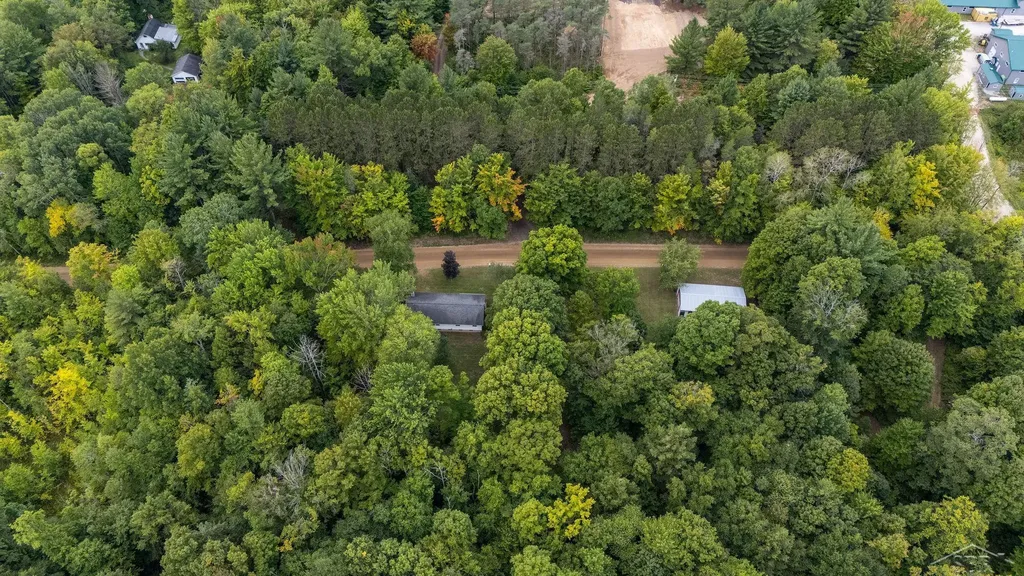 20686 Lakola Road Burdell Township MI 49688