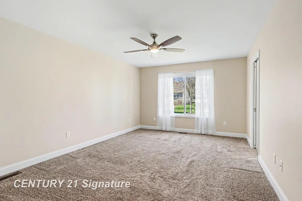 29 Tuscany Circle Saginaw Charter Township MI 48603