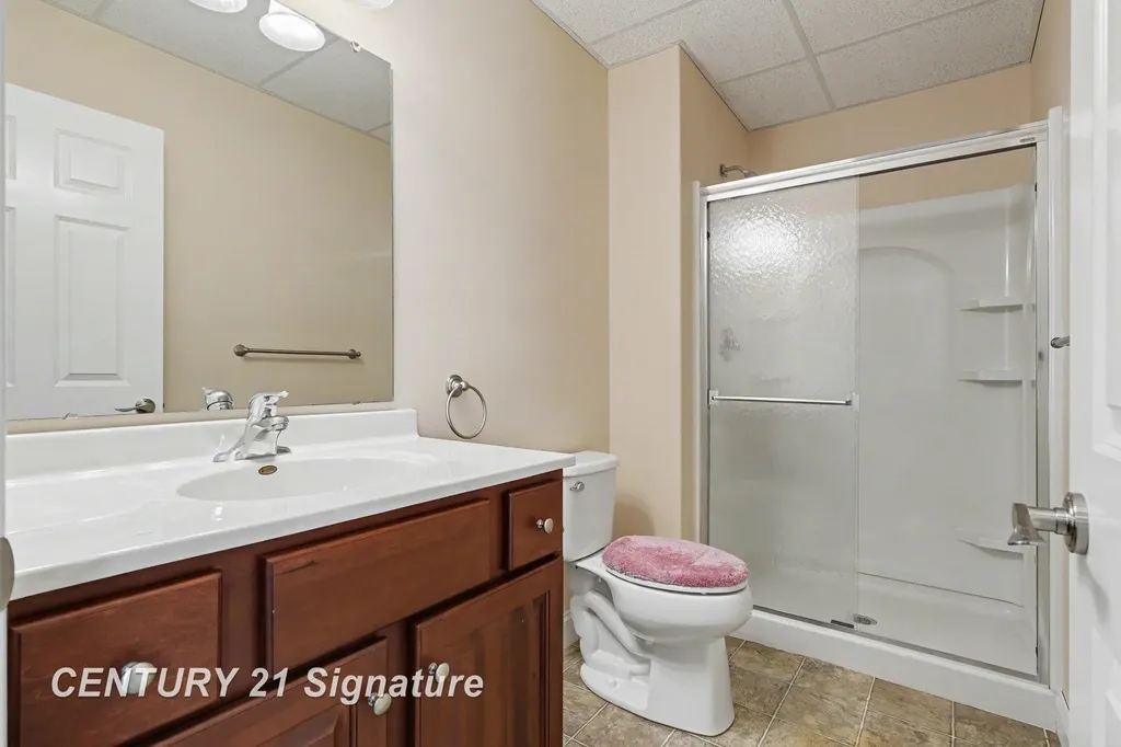 29 Tuscany Circle Saginaw Charter Township MI 48603