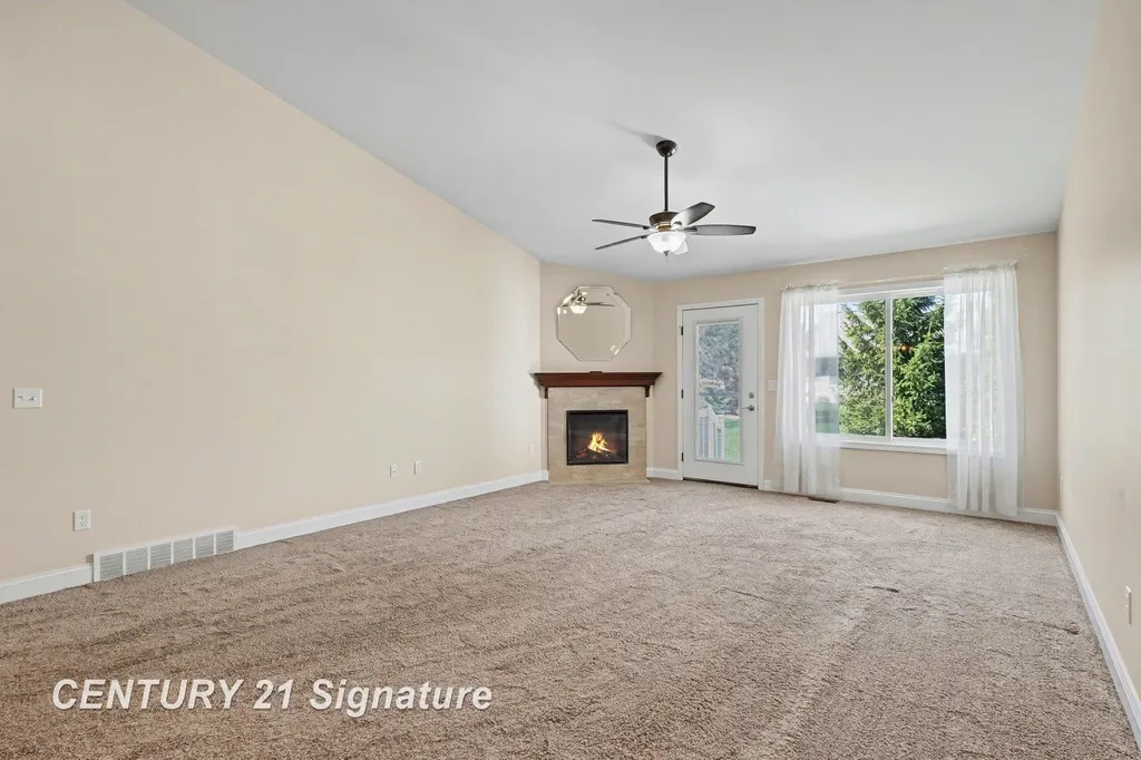 29 Tuscany Circle Saginaw Charter Township MI 48603