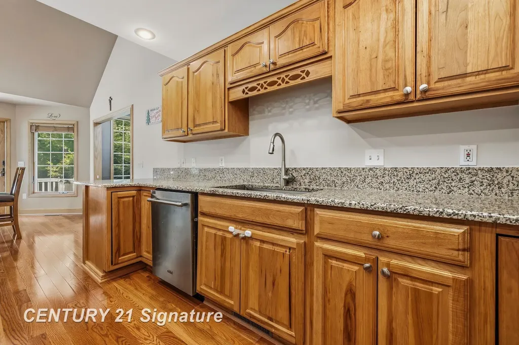 8201 Moll Lane Tittabawassee Township MI 48623