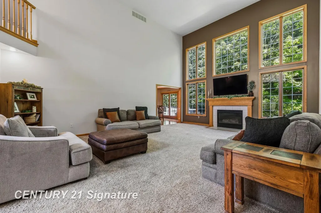 8201 Moll Lane Tittabawassee Township MI 48623