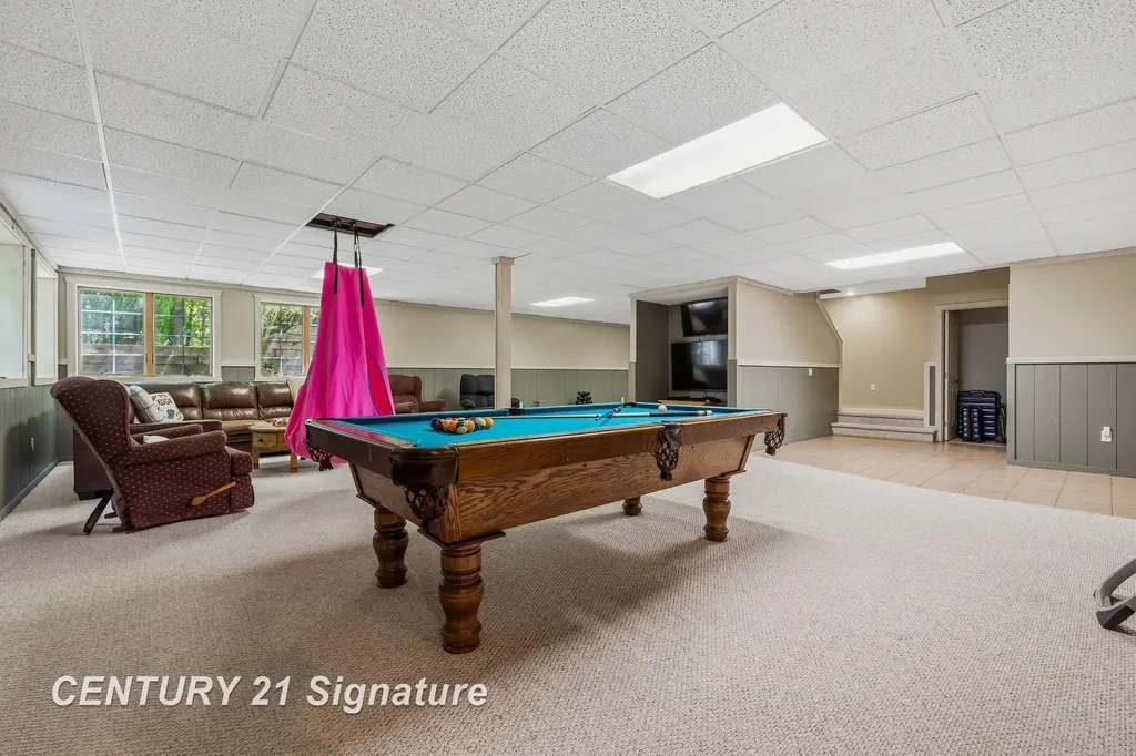 8201 Moll Lane Tittabawassee Township MI 48623