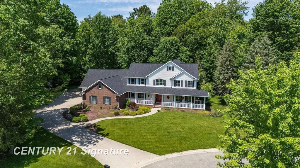8201 Moll Lane Tittabawassee Township MI 48623