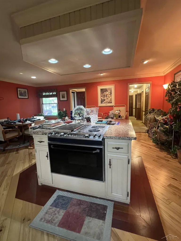4197 Scarlet Oak Drive Saginaw Charter Township MI 48603