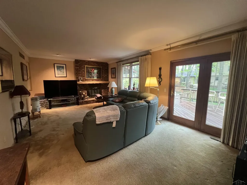 4197 Scarlet Oak Drive Saginaw Charter Township MI 48603
