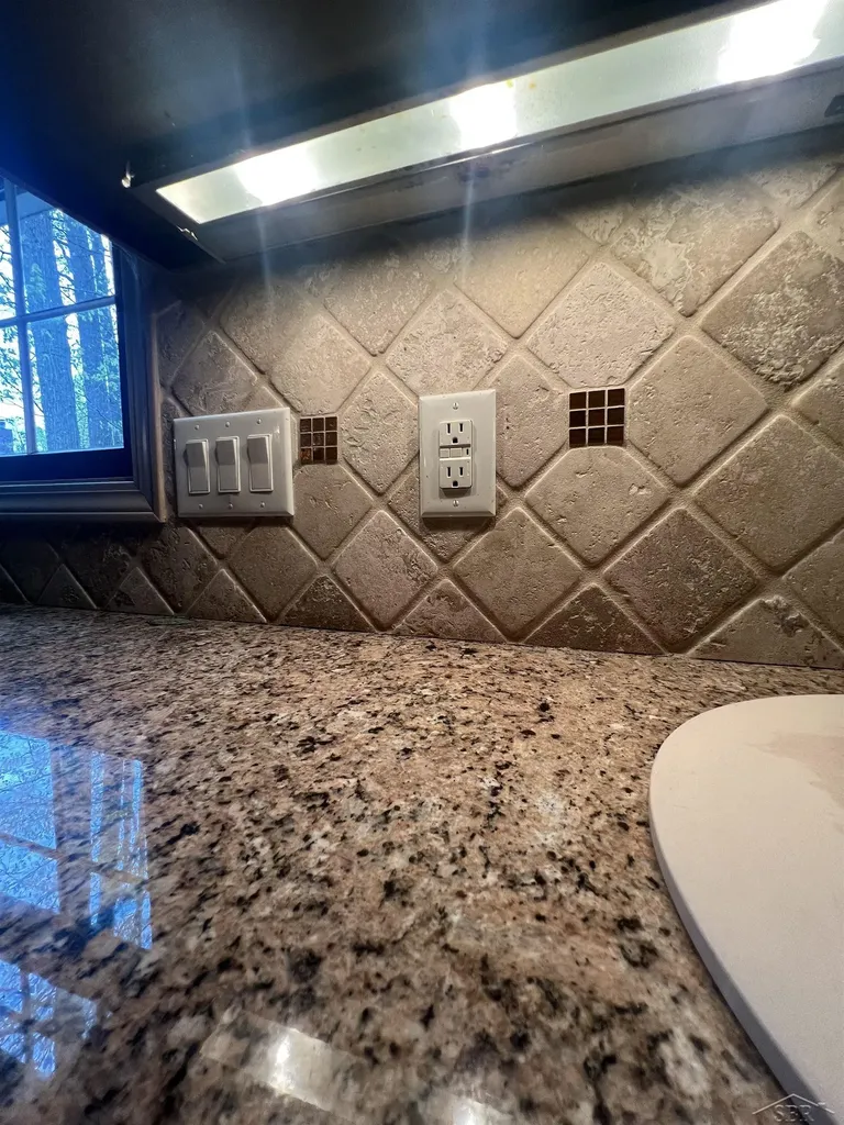 4197 Scarlet Oak Drive Saginaw Charter Township MI 48603